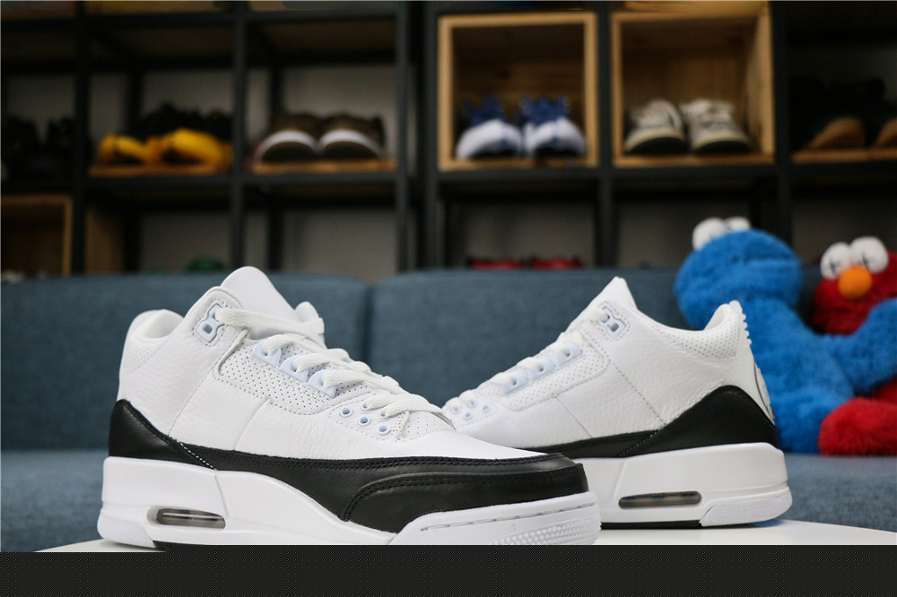 Fragment x Air Jordan 3 2020