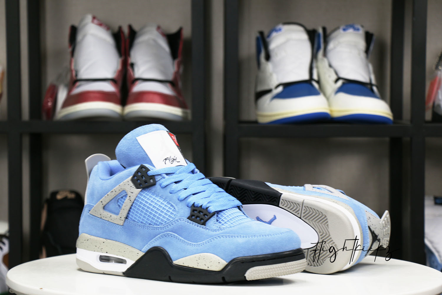 Jordan 4 Retro Universtity Blue 2021( Ln5 A1 )