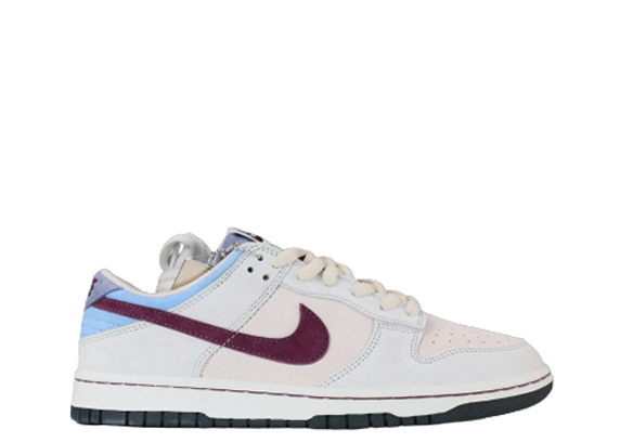 Otomo Katsuhiro x Nike SB Dunk Low Steamboy OST Dark Red Blue