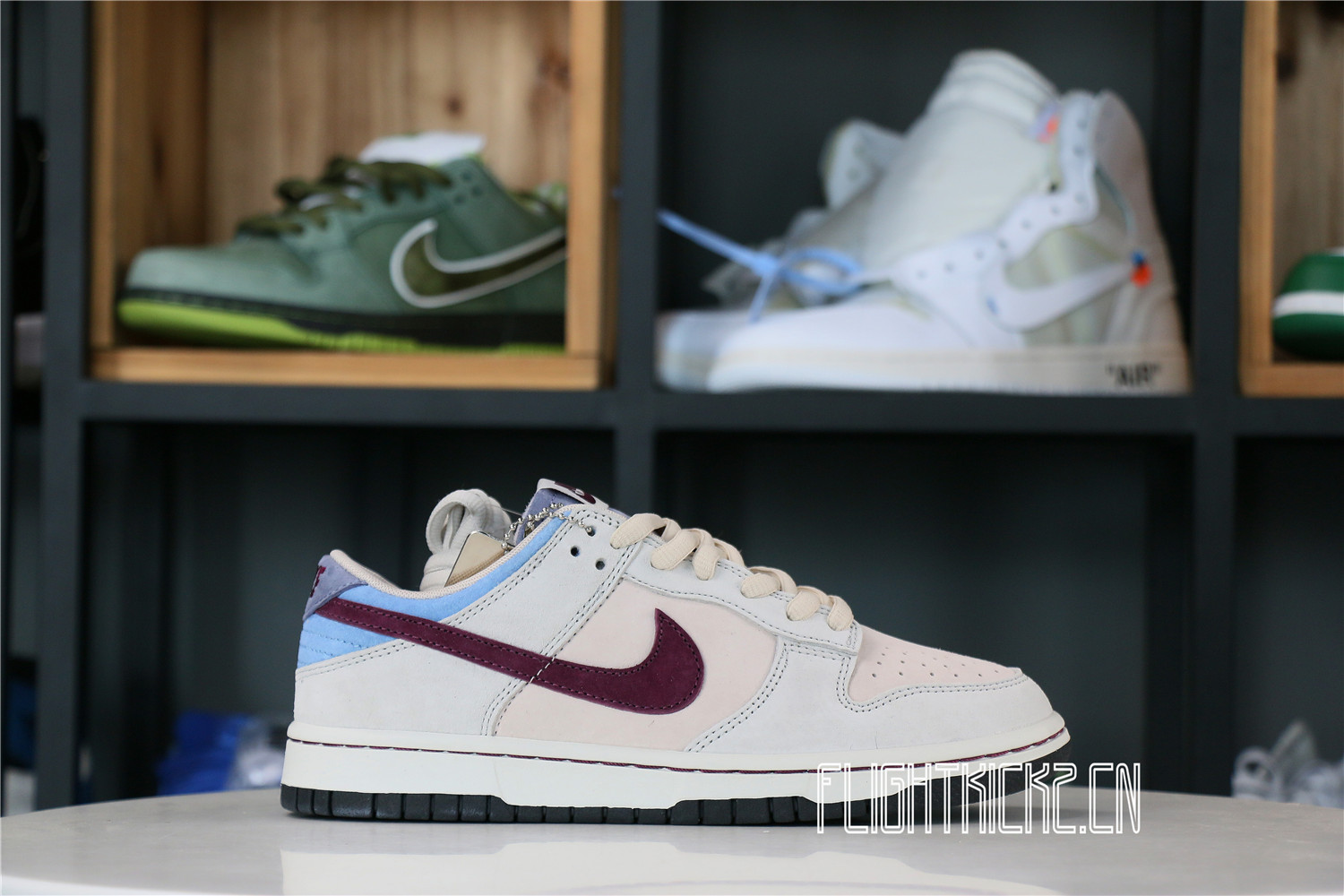 Otomo Katsuhiro x Nike SB Dunk Low Steamboy OST Dark Red Blue