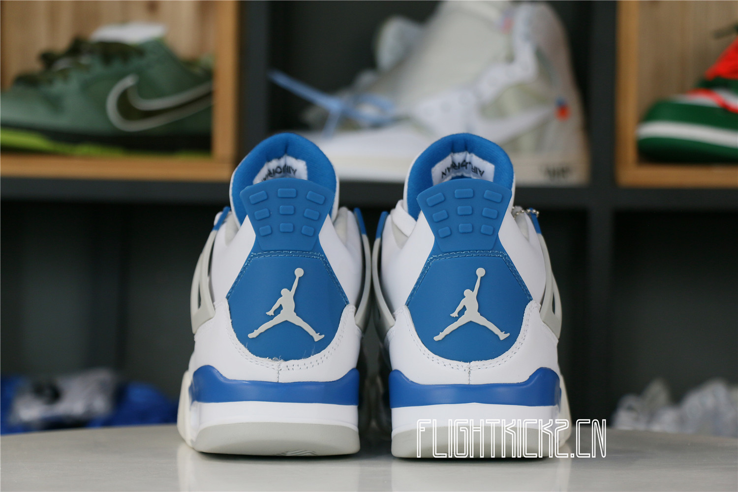 AIR JORDAN 4 RETRO ‘MILITARY BLUE’ 2012