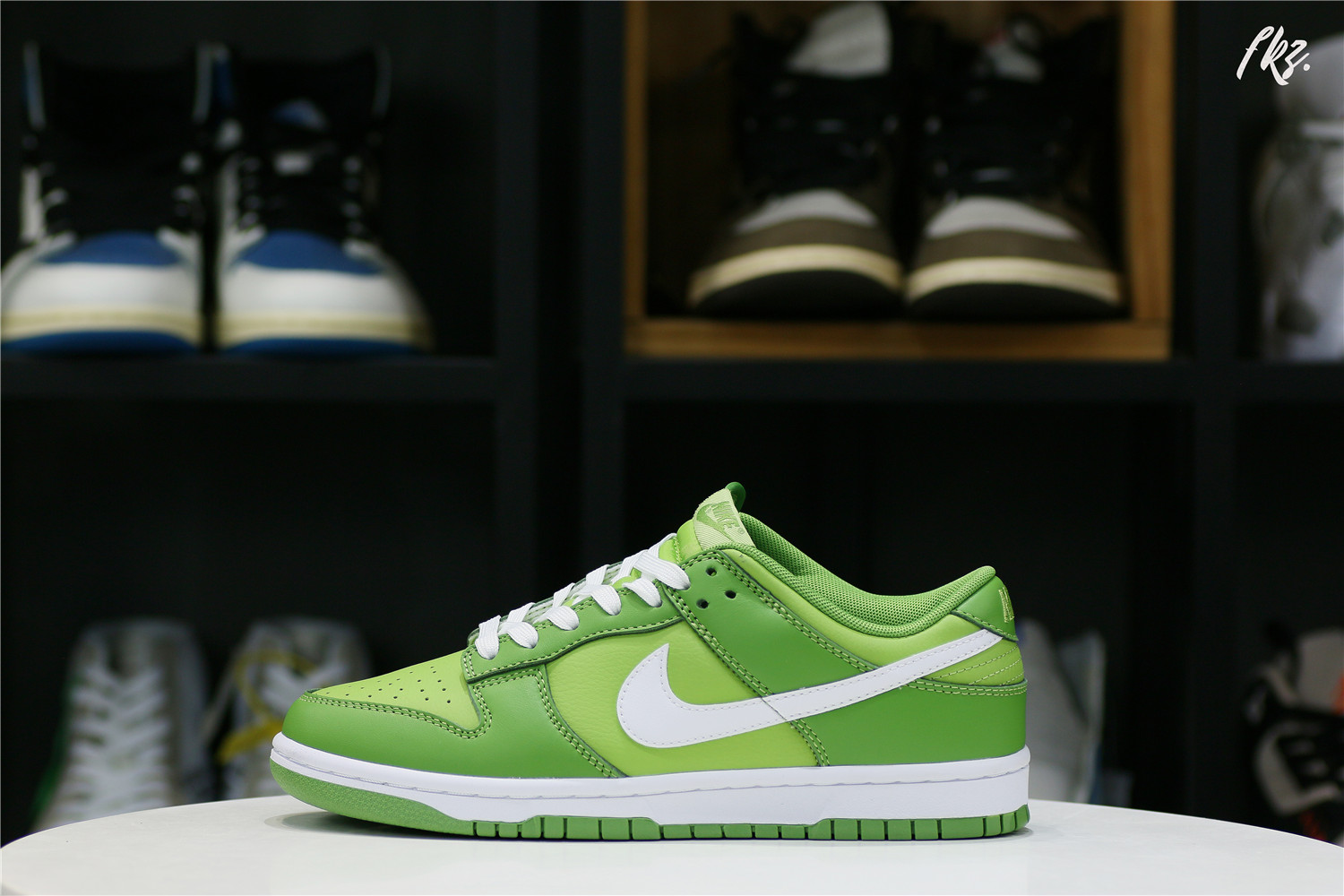 DUNK LOW ‘CHLOROPHYLL’