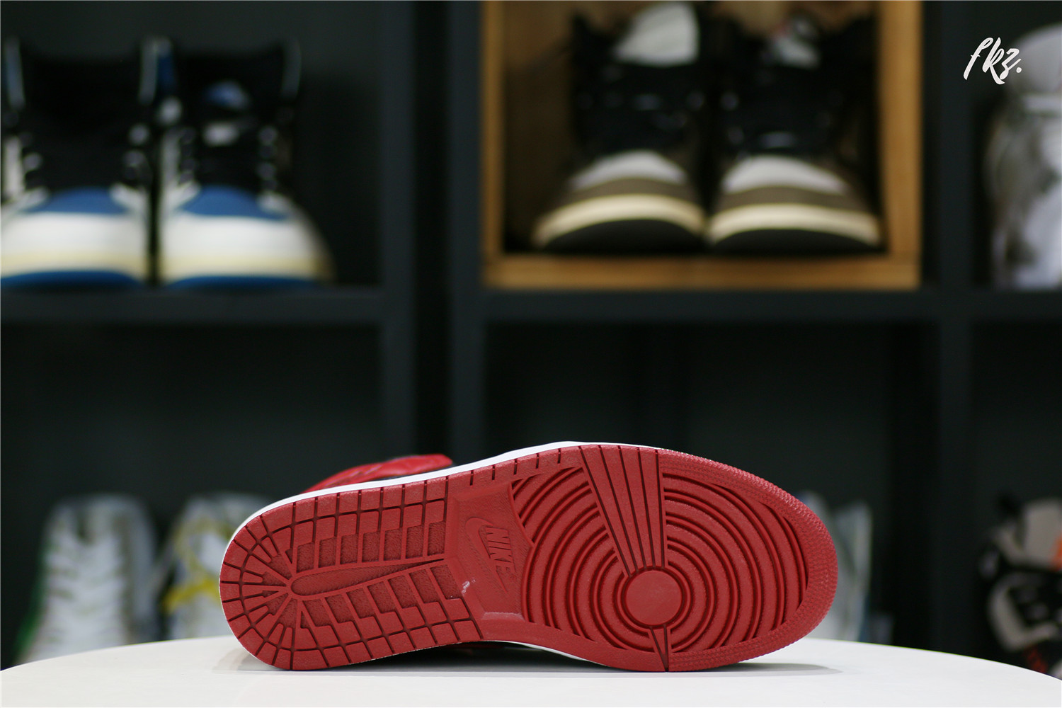 Air Jordan 1 Retro High Banned (GS)