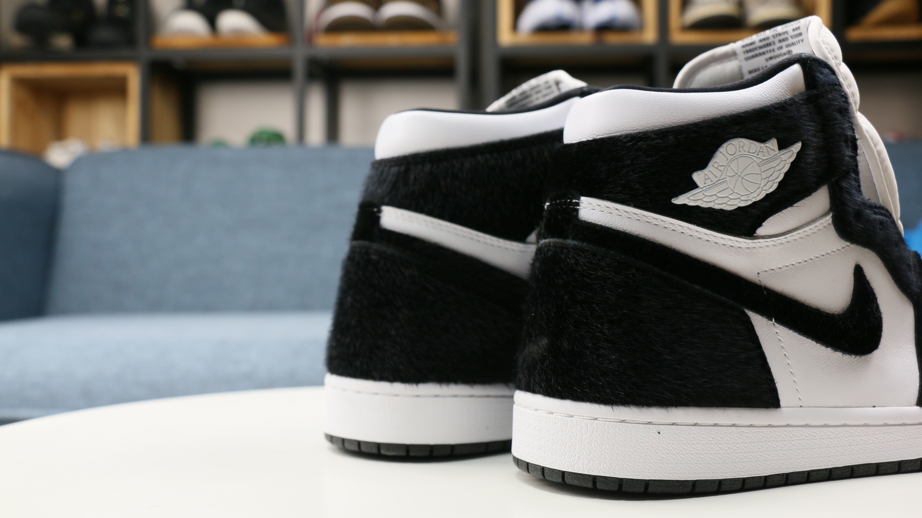 Wmns Air Jordan 1 Retro High Og Twist Pony