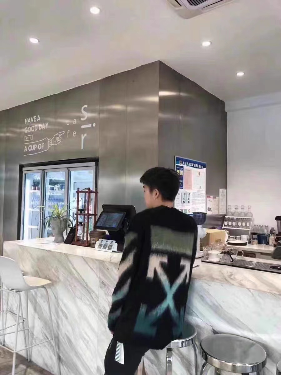 OFF WHITE Mohair Sweater Gradient 3