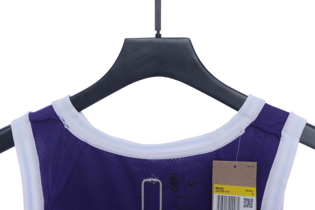 NBA Lakers James James No. 6 jersey