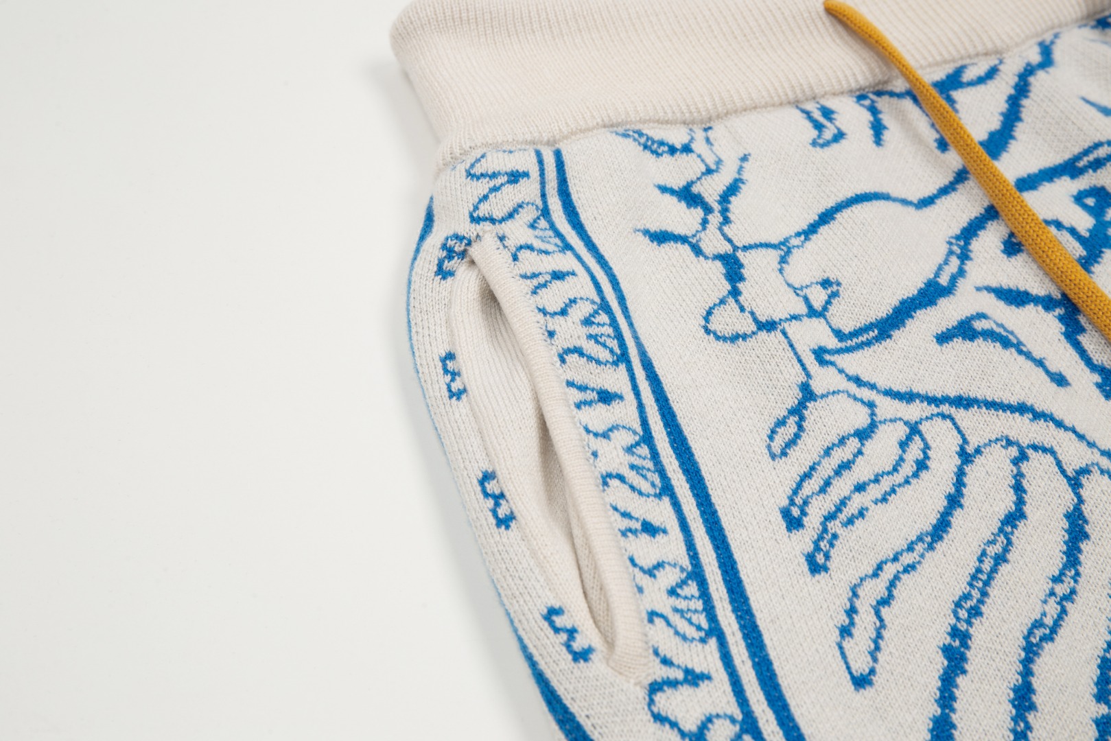 Rhud3 2023ss men’s and women’s identical Danube blue knitted shorts