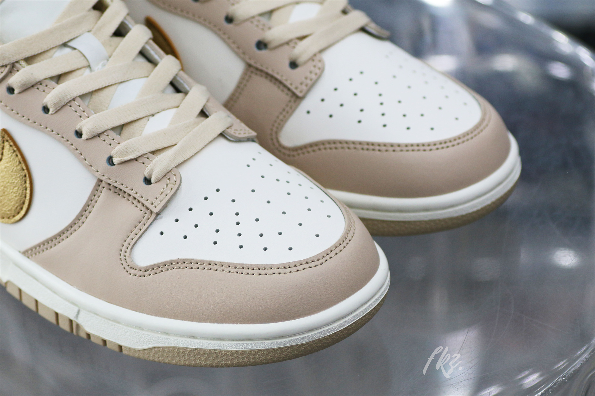 Nike Dunk Low Phantom Metallic Gold (Women’s)(LN5 A1 Batch)