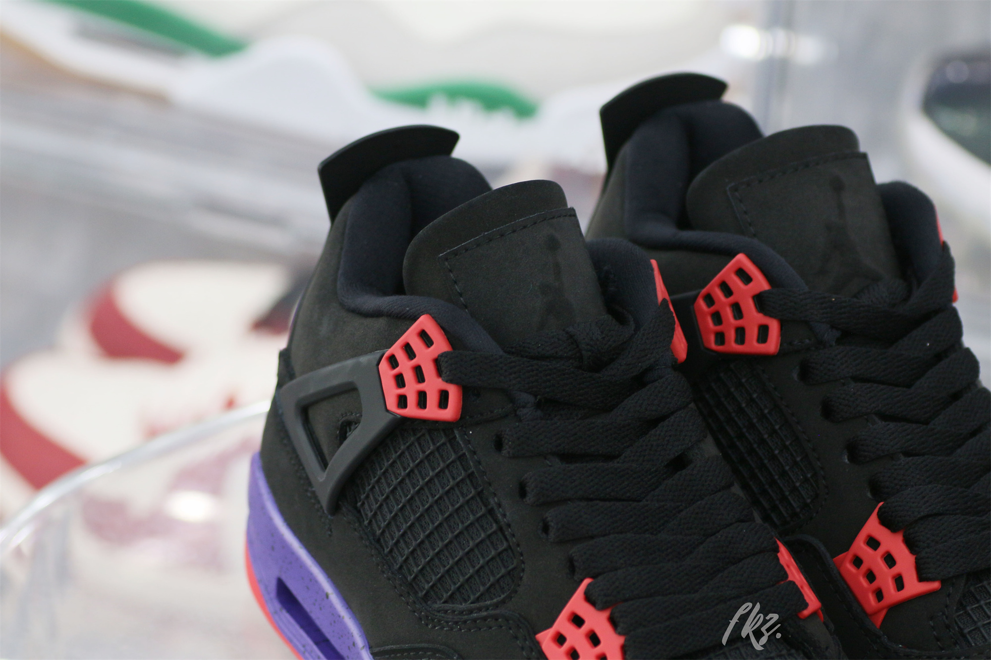 Air Jordan 4 Retro Raptors（2018）
