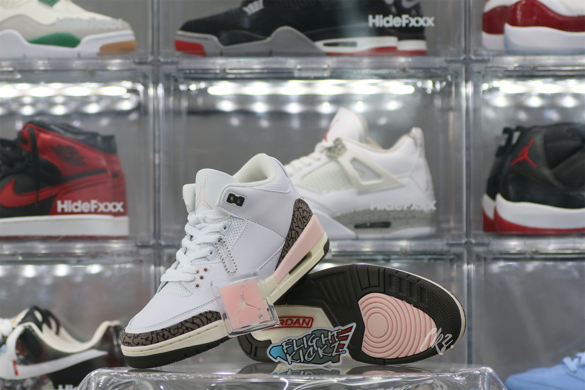 Air Jordan 3 Retro Neapolitan Dark Mocha
