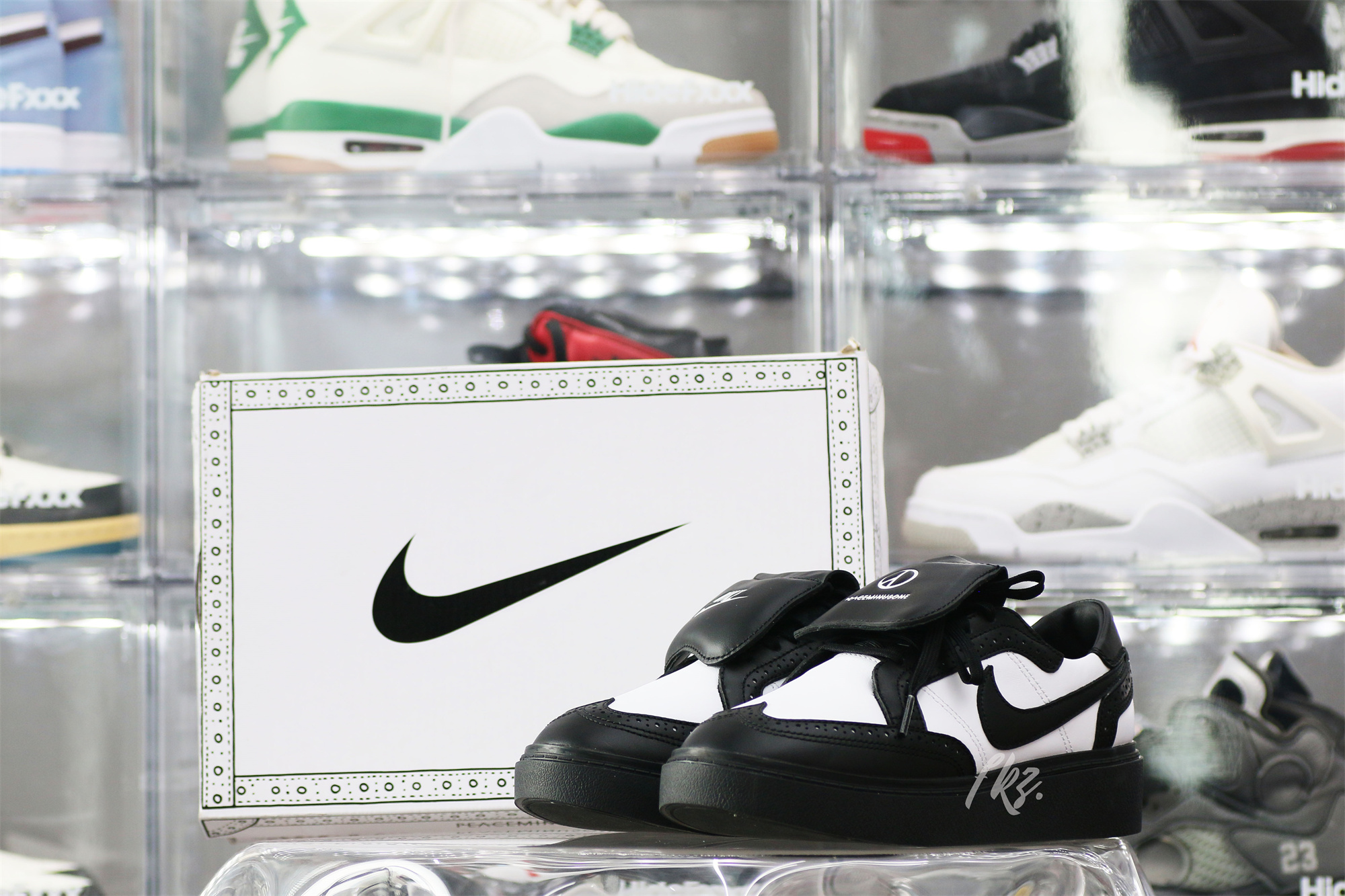 Nike Kwondo 1 G-Dragon Peaceminusone Panda