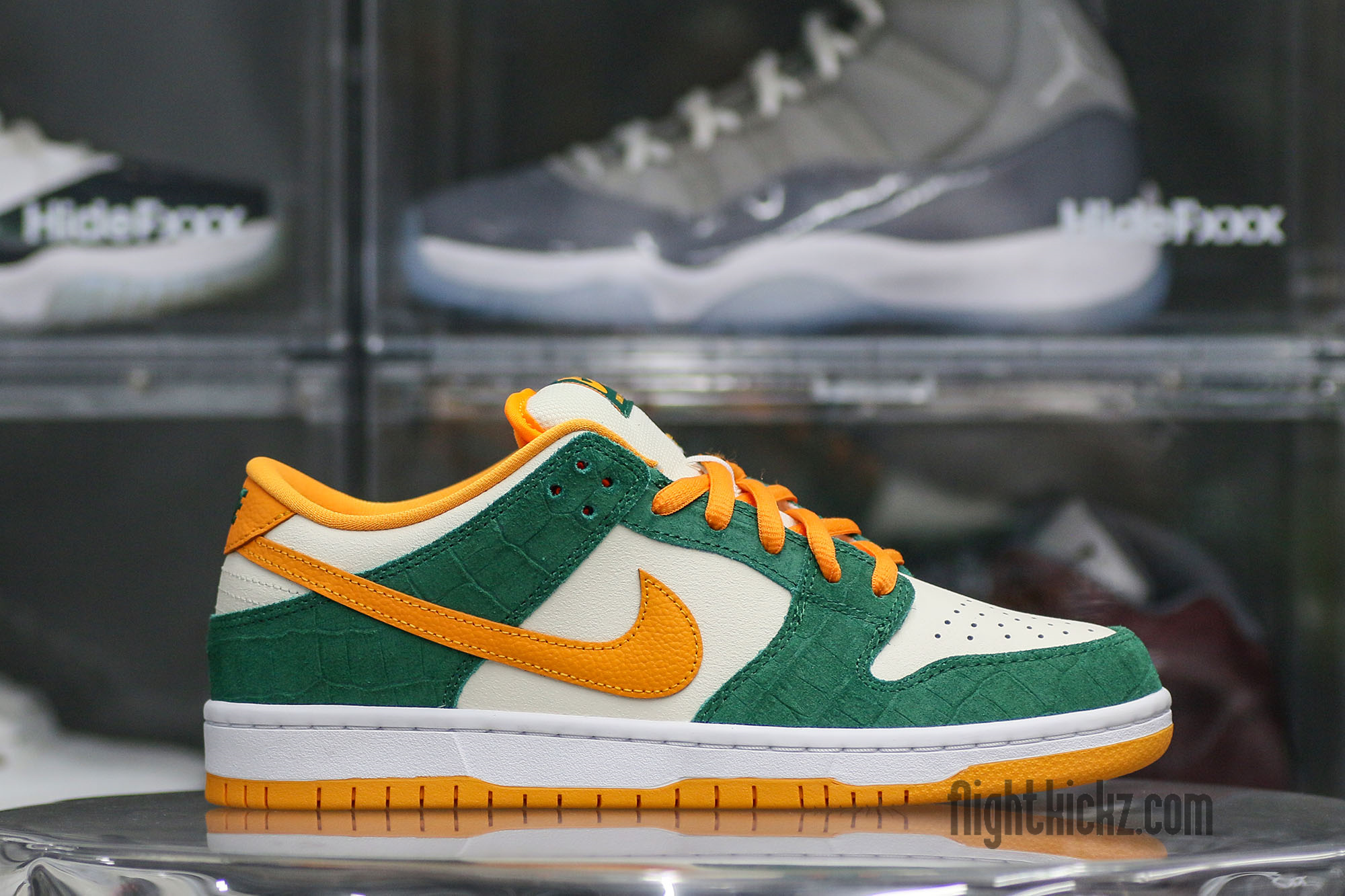 Nike SB Dunk Low Legion Pine Kumquat