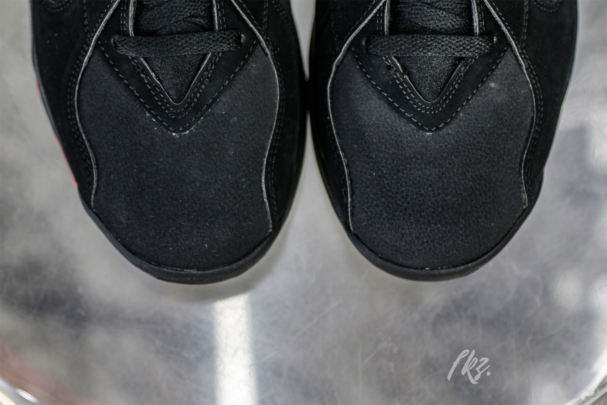 Air Jordan 8 Playoffs 2023