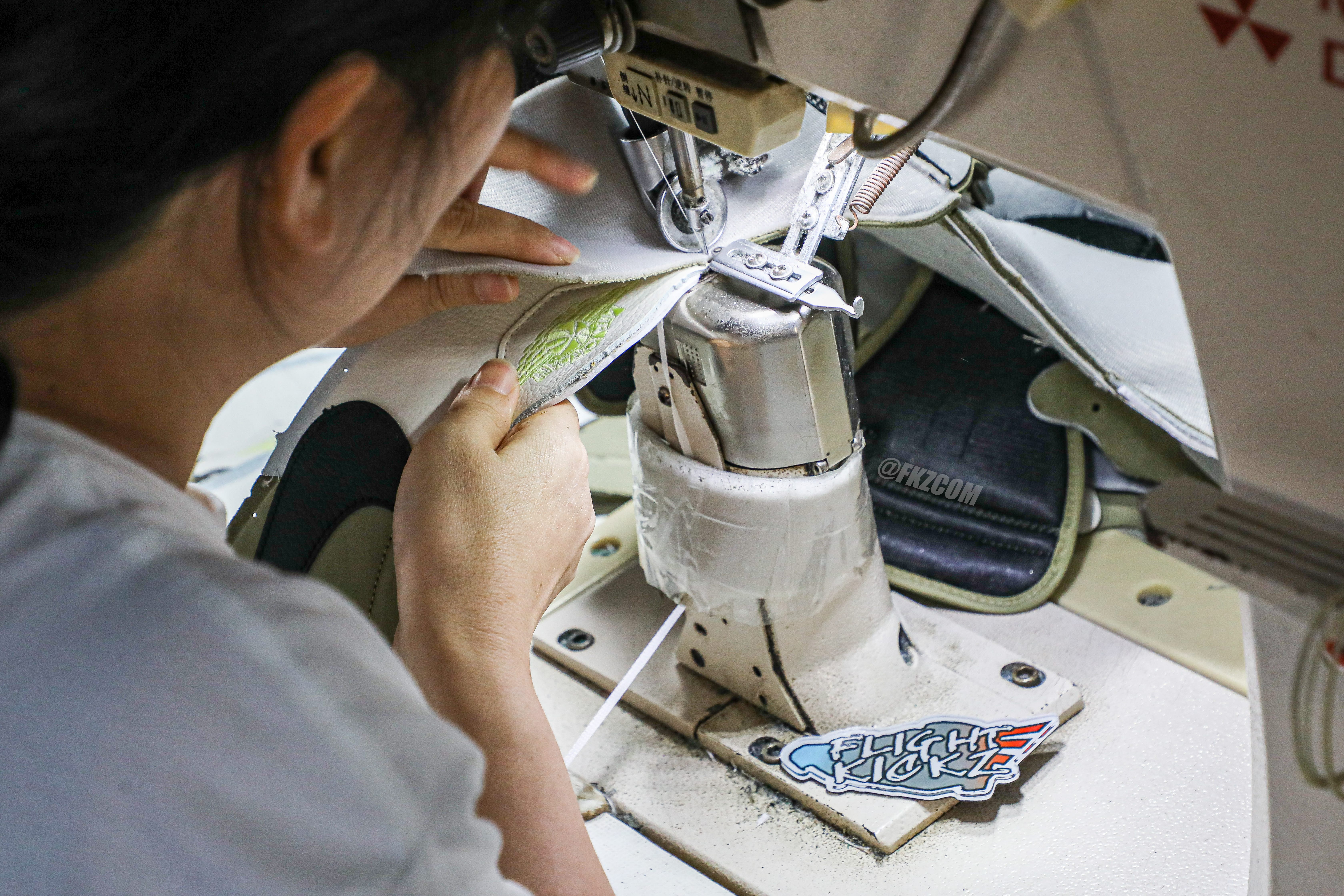 Travis Scott x Air Jordan 1 Low Golf Neutral Olive (LN5 A1)