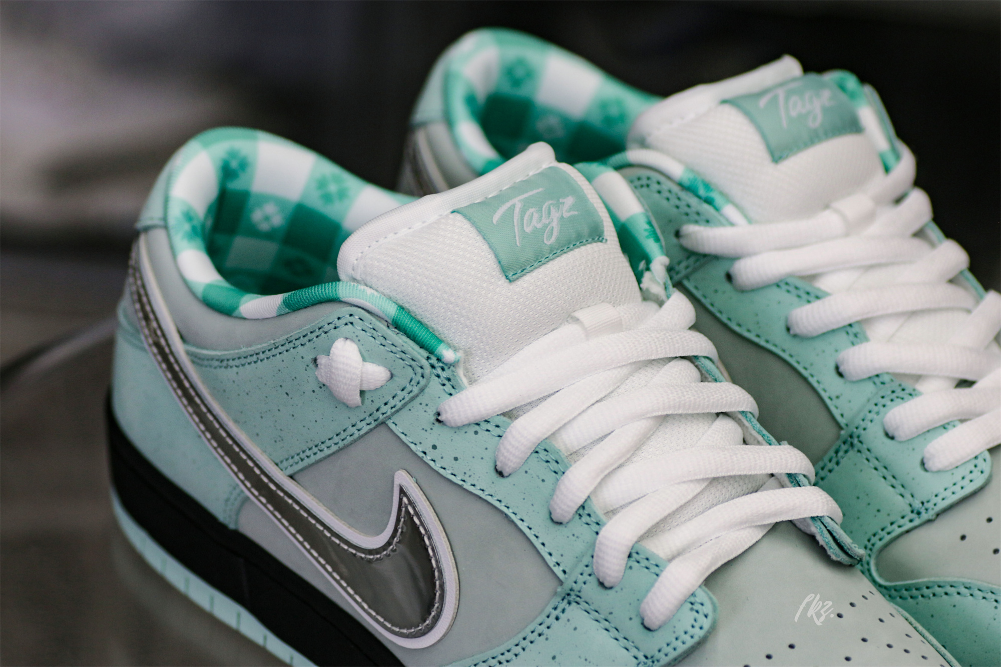 Tiffany & C0. X Nike Dunk Low Lobster