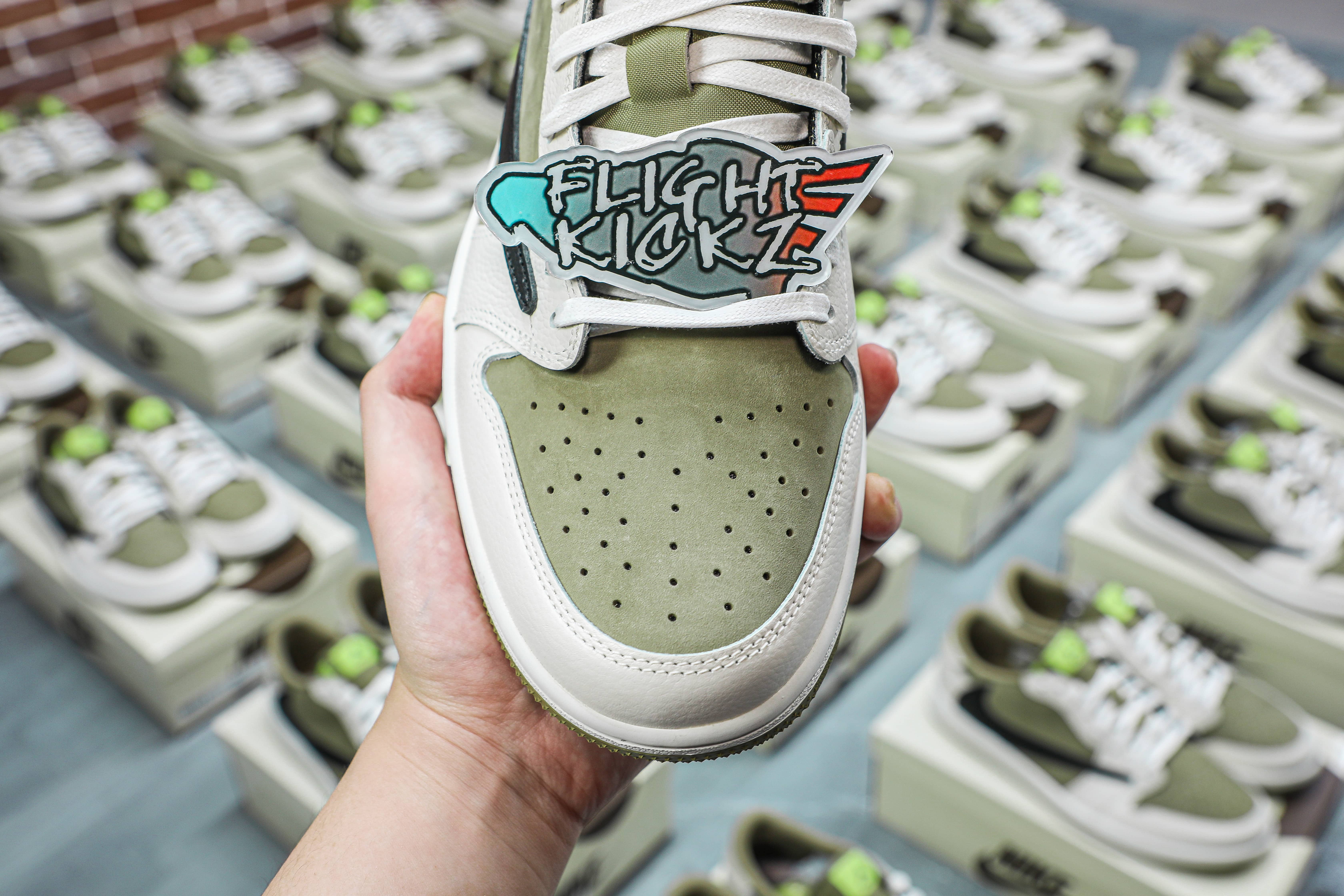 Travis Scott x Air Jordan 1 Low Golf Neutral Olive (LN5 A1)