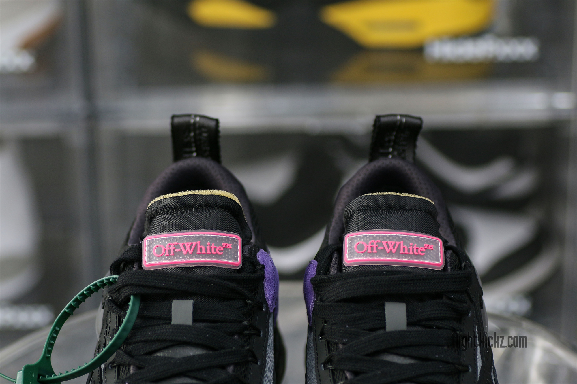 Off-White Odsy-1000 tech low top sneakers