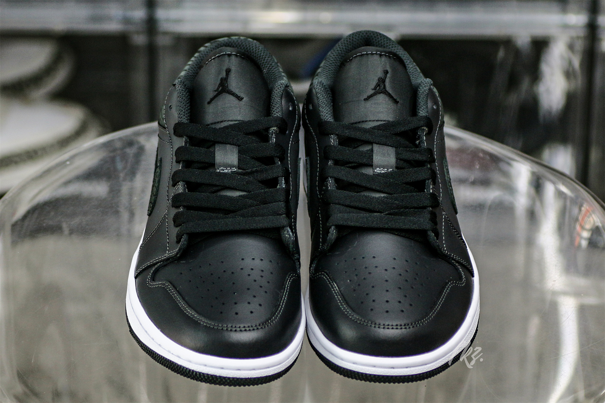 Air Jordan 1 Low SE Black Elephant