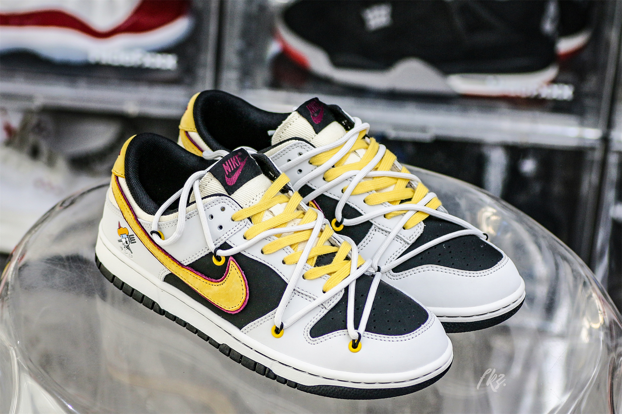 Otomo Katsuhiro x Nike Dunk One Piece Luffy White Yellow