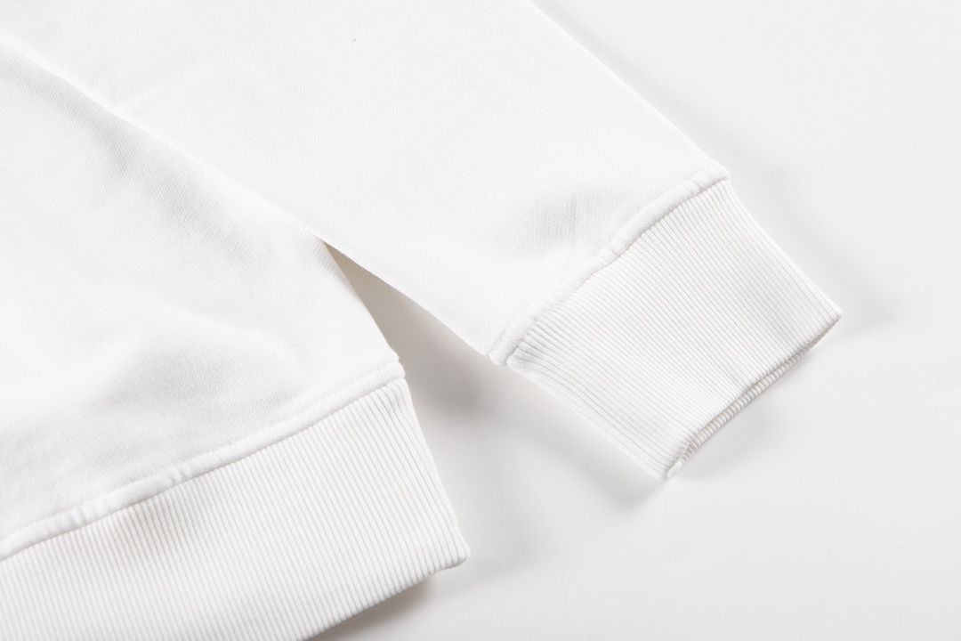 Chrome Hearts latest heavy-weight basic crewneck sweatshirt in white