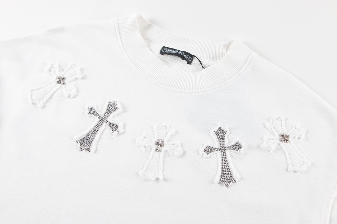 Chrome Hearts latest heavy-weight basic crewneck sweatshirt in white