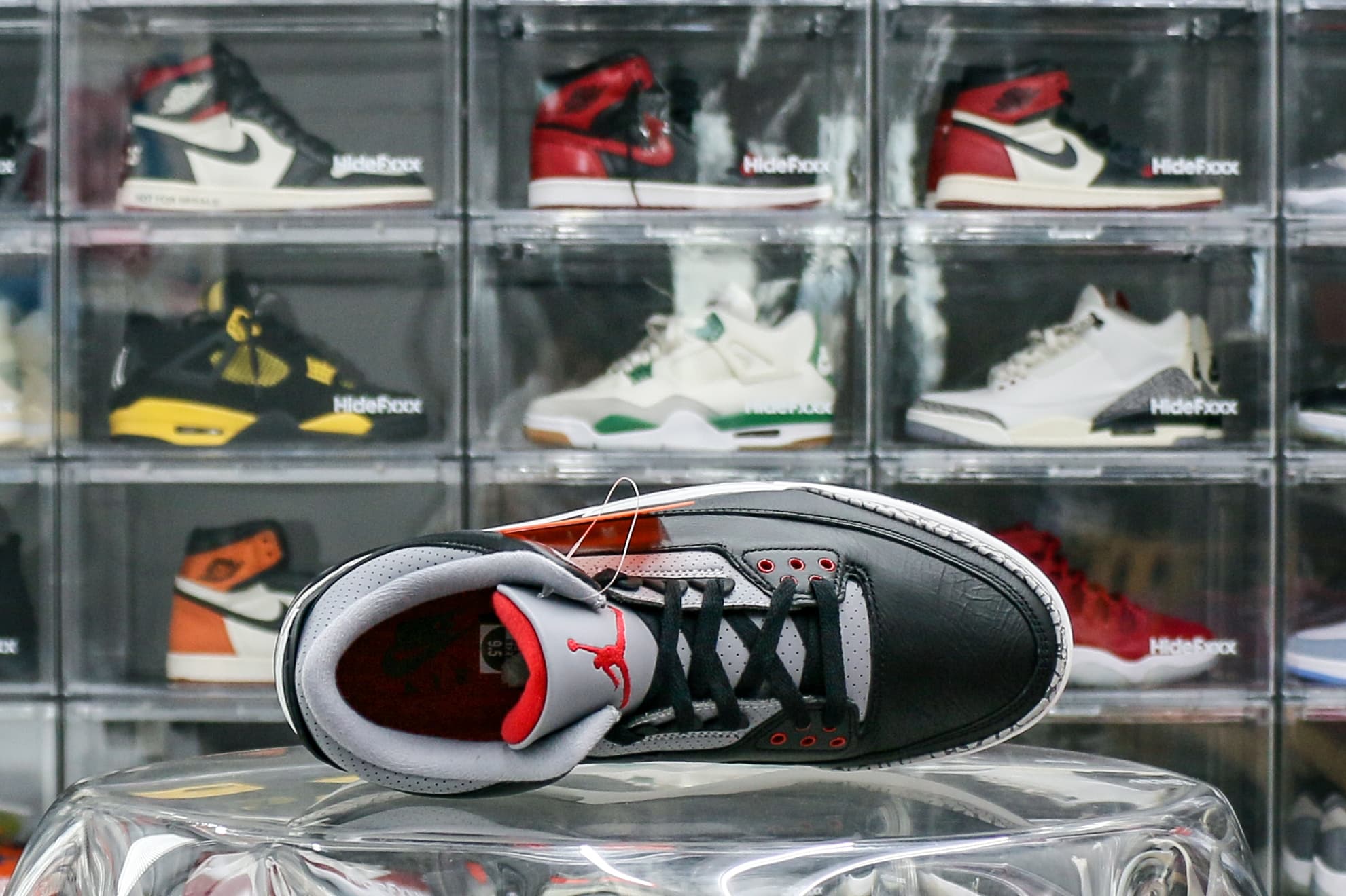 Air Jordan 3 Retro Black Cement Reimagined 2024 (Ln5 A1)