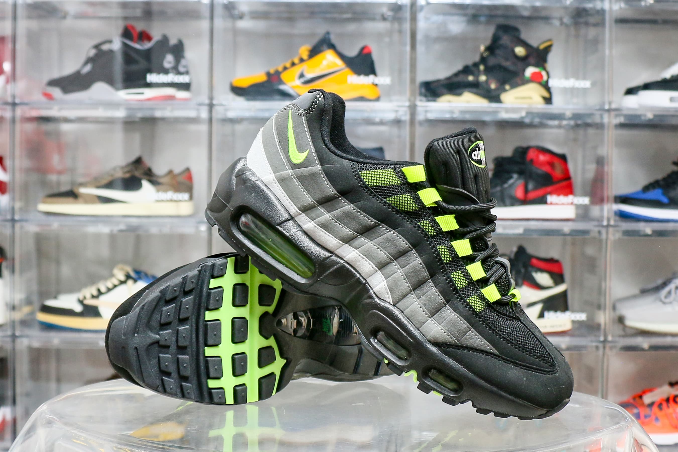 Nike Air Max 95 Black Neon